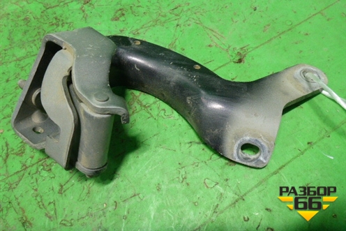 Петля двери багажника (правая) (4L0827300B) для Audi Q7 c 2005-2015г