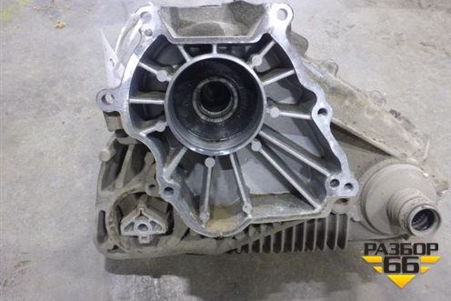 Коробка раздаточная (4.4л АКПП N63) для BMW X6 E71 с 2008-2014г