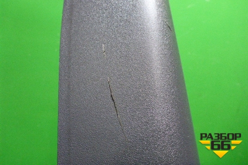 Обшивка стойки центральная нижняя левая (MR951607ZZ) для Mitsubishi Colt с 2004г