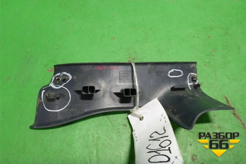 Накладка порога внутренняя заднего левого (MR951654ZZ) для Mitsubishi Colt с 2004г