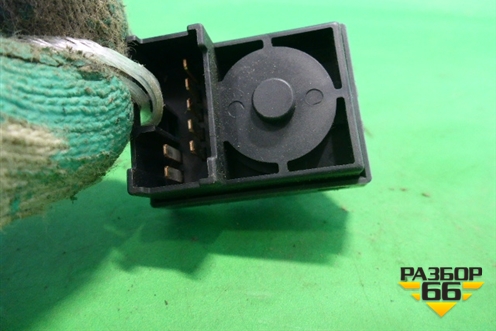 Переключатель регулировки зеркал (MN108084) для Mitsubishi Colt с 2004г