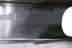 Обшивка стойки центральная верхняя левая (7211A067ZZ) для Mitsubishi Colt с 2004г