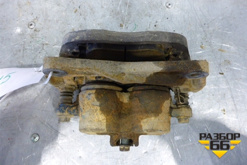 Суппорт передний правый для Subaru Forester (Sg5-9) с 2002-2007г