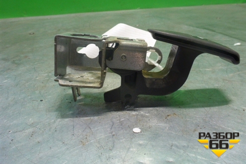 Ручка открывания багажника и лючка бензобака для Honda Civic 4D с 2006-2012г