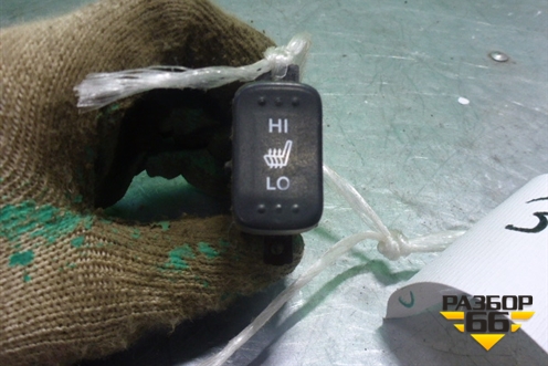 Кнопка обогрева сидений (M32045) для Honda Civic 4D с 2006-2012г