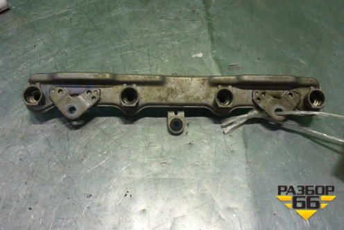 Рейка топливная рампа (1.8л R18A1) для Honda Civic 4D с 2006-2012г