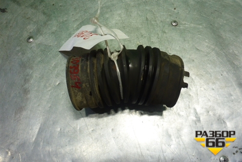 Патрубок воздушного фильтра (1.8л R18A1) для Honda Civic 4D с 2006-2012г