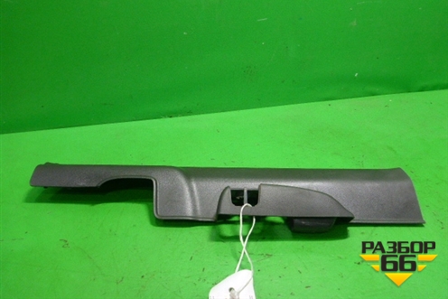 Накладка порога внутренняя переднего левого (84251SNA) для Honda Civic 4D с 2006-2012г