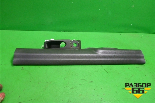 Накладка порога внутренняя переднего левого (84251SNA) для Honda Civic 4D с 2006-2012г