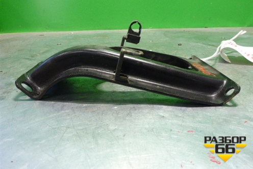 Кронштейн впускного коллектора (1.6л) (MR561268) для Mitsubishi Lancer-9  с 2003-2008г