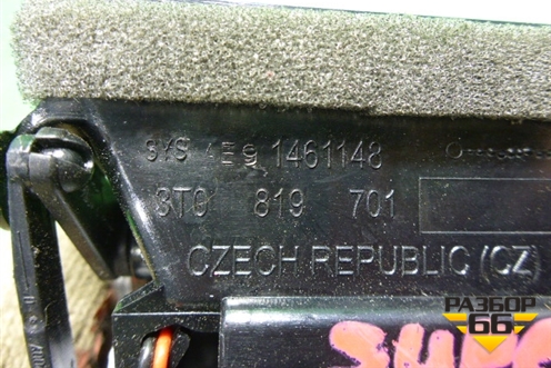 Дефлектор воздушный левый (3T0819701) для Skoda Superb с 2008-2015г
