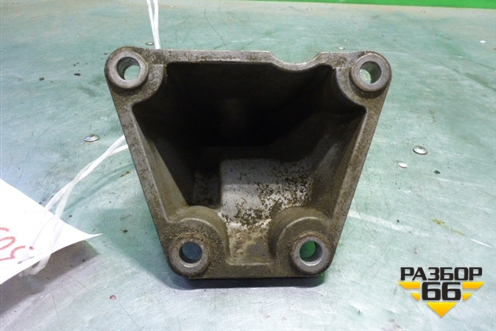 Кронштейн двигателя правый (2.8л APR) (8D0199308D) для Volkswagen Passat (B5) с 1996-2005г