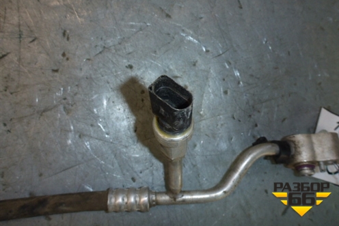 Трубка кондиционера для Volkswagen Touareg c 2002-2010г