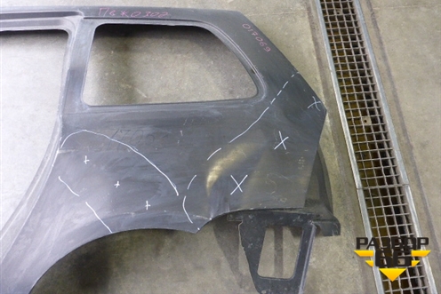 Боковина кузова левая (универсал новая) для Peugeot 307 с 2001-2007г