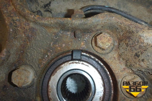 Кулак поворотный передний правый (2.5лМКПП) для Subaru Legacy Outback (BP9) с 2003-2009г