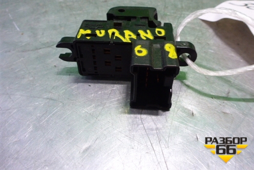 Кнопка стеклоподъёмника (25411JD05A) для Nissan Murano (Z51) с 2007-2015г