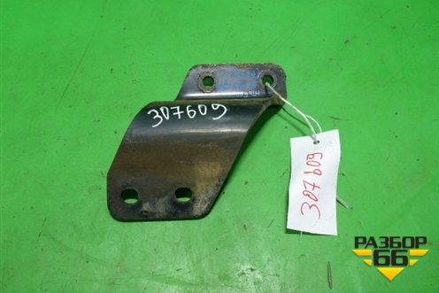 Кронштейн глушителя (правый) для Hyundai HD-500 с 2010г