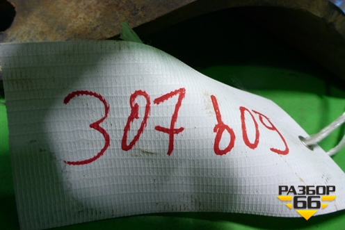 Кронштейн глушителя (правый) для Hyundai HD-500 с 2010г