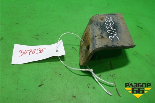 Кронштейн глушителя (к раме правый) для Hyundai HD-500 с 2010г