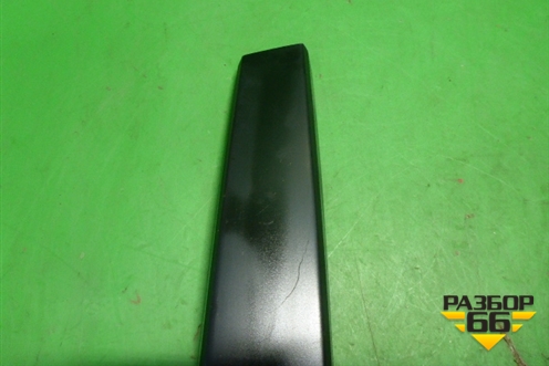 Накладка стойки (левая) (9647010177) для Citroen C4 с 2005-2011г