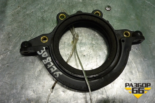 Крышка коленвала задняя (1.2л A9JA) (XS6E6K301BF) для Ford Fiesta с 2001-2008г