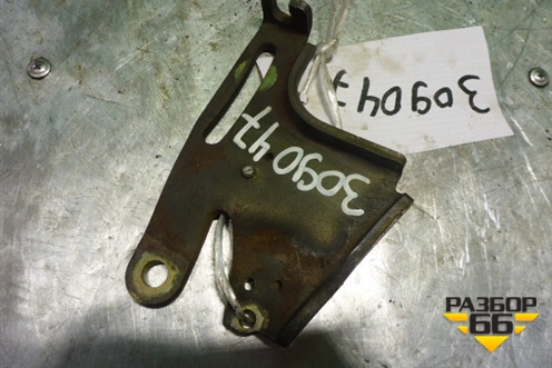 Кронштейн генератора (1.3л 4A90 натяжитель) для Mitsubishi Colt с 2004г