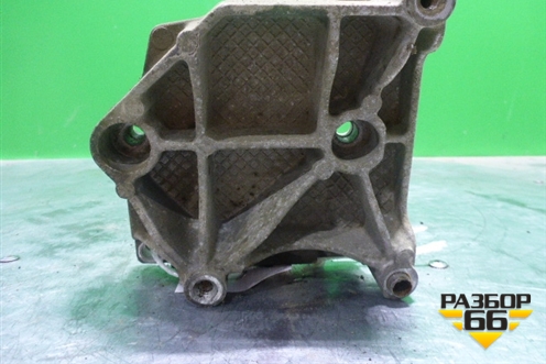 Кронштейн компрессора кондиционера (9657137480) для Citroen C4 с 2005-2011г