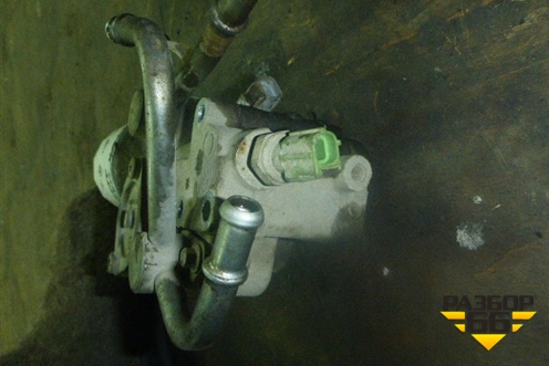 Кронштейн масляного фильтра (4.2л.supercharged) для Land Rover Range Rover 3 с 2002-2012г