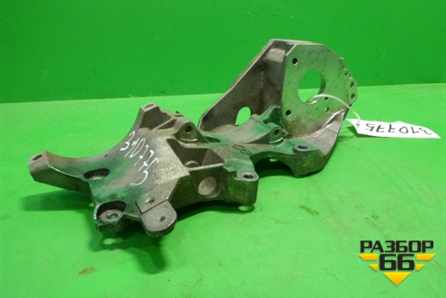 Кронштейн генератора (2.0л TDI CLJ) (03L903143Q) для Volkswagen Tiguan с 2007-2011г