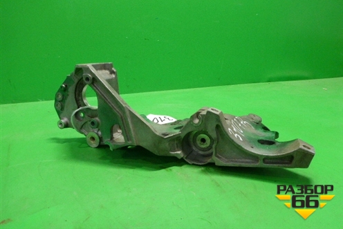 Кронштейн генератора (2.0л TDI CLJ) (03L903143Q) для Volkswagen Tiguan с 2007-2011г