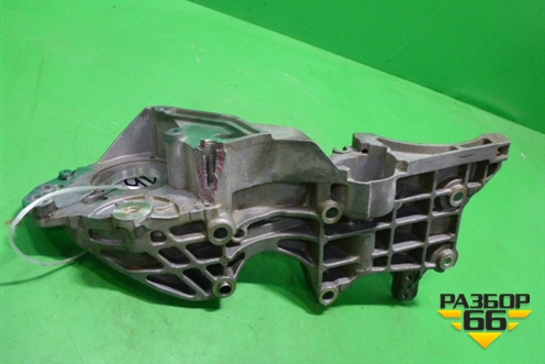 Кронштейн генератора (2.0л TDI CLJ) (03L903143Q) для Volkswagen Tiguan с 2007-2011г
