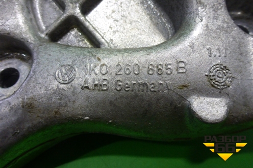 Кронштейн компрессора кондиционера (1.4л CAX с роликом) (1K0260885B) для Audi A3 (8PA) 2003-2013г Sportback 