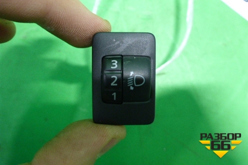 Переключатель корректора фар для Mitsubishi Outlander с 2012-2024г
