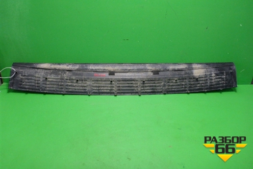Накладка заднего бампера (до 2012г) (5216260040) для Toyota Land Cruiser (200) с 2008г