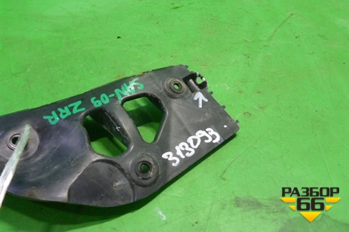 Кронштейн заднего бампера правый (под фонарь) (8200735450) для Renault Sandero с 2009-2014г