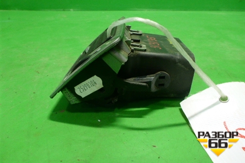 Дефлектор воздушный правый (9634498977) для Peugeot 307 с 2001-2007г