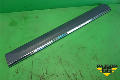 Накладка двери передней правой (после 2012г не крашеная) (8R0853960L) для Audi Q5 c 2008-2017г (Ку 5)