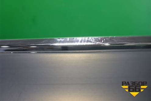 Накладка двери передней правой (после 2012г не крашеная) (8R0853960L) для Audi Q5 c 2008-2017г (Ку 5)