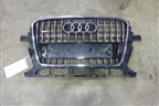 Решетка радиатора (после 2012г под парктроник) (8R0853651R) для Audi Q5 c 2008-2017г