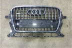 Решетка радиатора (после 2012г под парктроник) (8R0853651R) для Audi Q5 c 2008-2017г