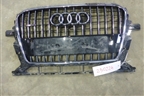 Решетка радиатора (после 2012г под парктроник) (8R0853651R) для Audi Q5 c 2008-2017г