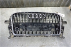Решетка радиатора (после 2012г S-Line под парктроник) (8R0853651R) для Audi Q5 c 2008-2017г