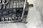 Решетка радиатора (после 2012г S-Line под парктроник) (8R0853651R) для Audi Q5 c 2008-2017г