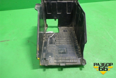 Площадка под аккумулятор для Citroen C4 Picasso c 2006-2014г