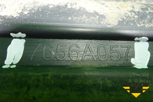 Накладка подножки левой (7656A057) для Mitsubishi Pajero/Montero с 2007г