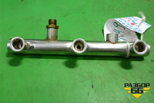 Рейка топливная рампа (3.0л TFSI правая) (06E130089D) для Volkswagen Touareg c 2002-2010г