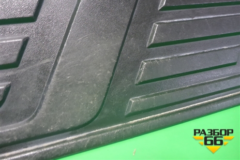 Накладка подножки правой (517716A130) для Toyota Land Cruiser Prado(150) с 2009г