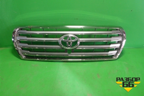 Решетка радиатора (после 2012г до 2015г под камеру) (5311460110) для Toyota Land Cruiser (200) с 2008г
