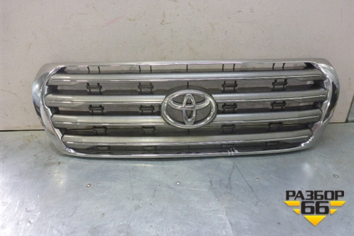 Решетка радиатора (до 2012г не под камеру) (5310160580) для Toyota Land Cruiser (200) с 2008г