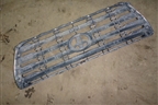 Решетка радиатора (до 2012г не под камеру) (5310160580) для Toyota Land Cruiser (200) с 2008г